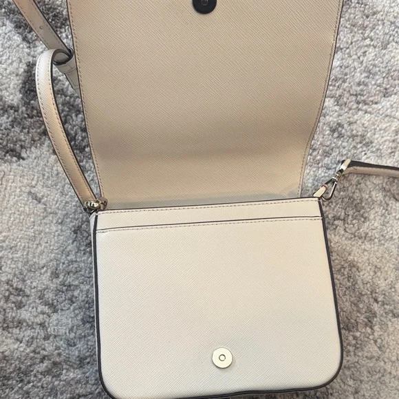 Kate Spade Ivory Crossbody Bag - Picture 6 of 10
